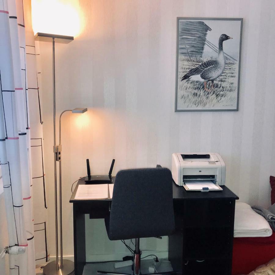 Kemi City L Near Snowcastle, 2 Rooms, Kitchen, Glazed Balcony, Free Parking On Street מראה חיצוני תמונה