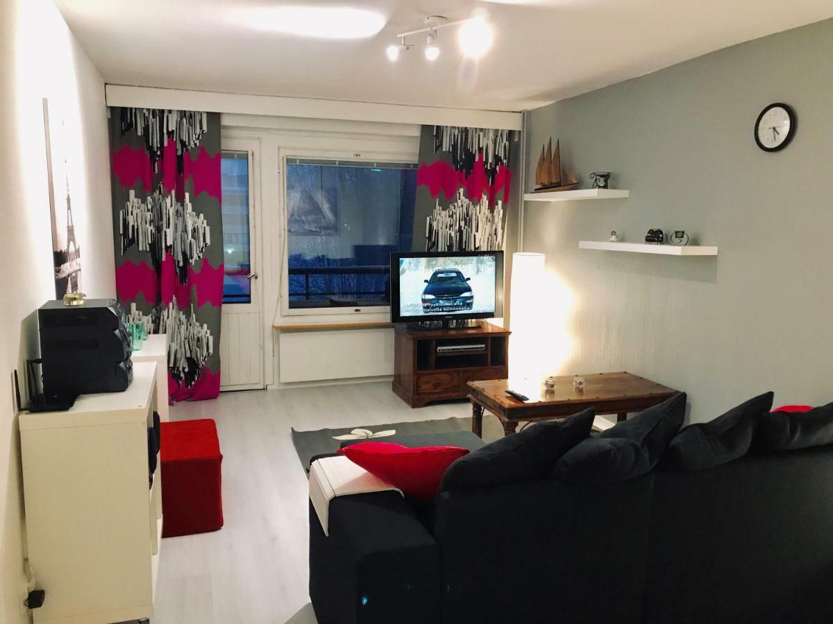 Kemi City L Near Snowcastle, 2 Rooms, Kitchen, Glazed Balcony, Free Parking On Street מראה חיצוני תמונה