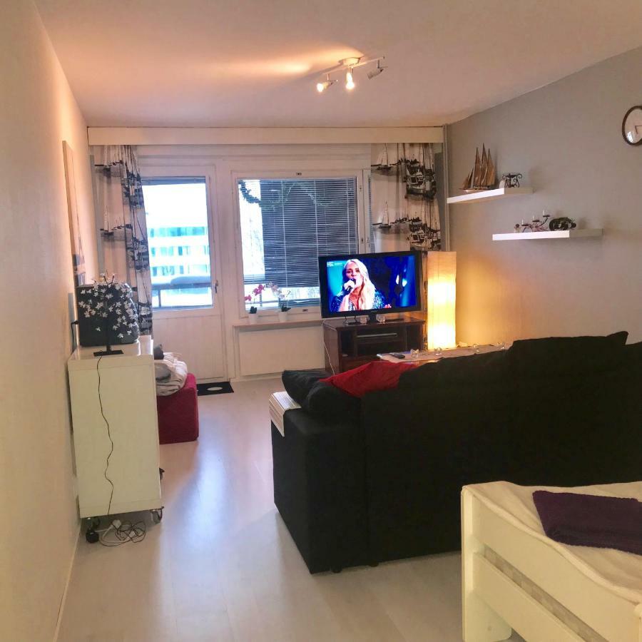 Kemi City L Near Snowcastle, 2 Rooms, Kitchen, Glazed Balcony, Free Parking On Street מראה חיצוני תמונה